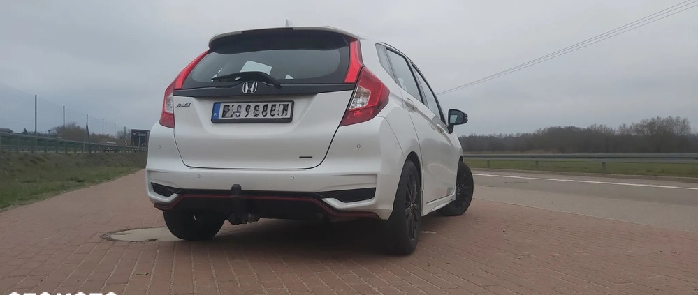 Honda Jazz cena 70900 przebieg: 51800, rok produkcji 2019 z Białystok małe 379